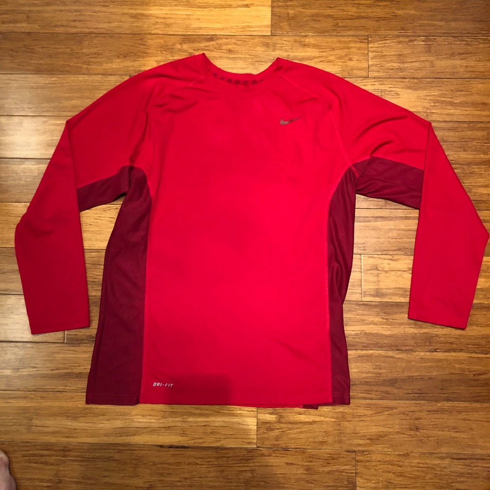 Nike performance DRI-FIT long sleeve crew